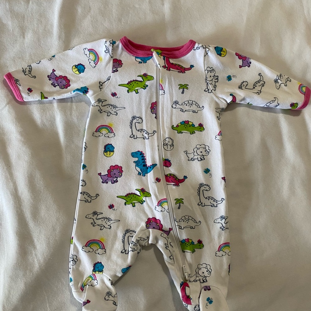 Newborn Sleep N Play Like New
